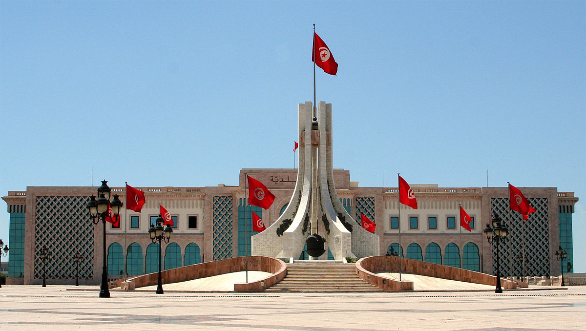 مع بدء العد التنازلي لانتهاء مدتها النيابية .. التجاذبات السياسية "تعصف" بالمجالس البلدية!!