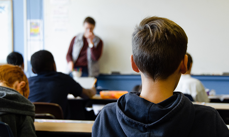   بعد قرار مواصلة حجب الأعداد للثلاثي الثاني.. هل يتم ترحيل الامتحانات إلى ما بعد مارس؟