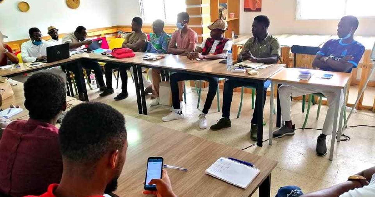 رغم تطمينات الرئاسة: طلبة أفارقة غادروا الجامعات.. وشرعوا في البحث عن وجهات جديدة