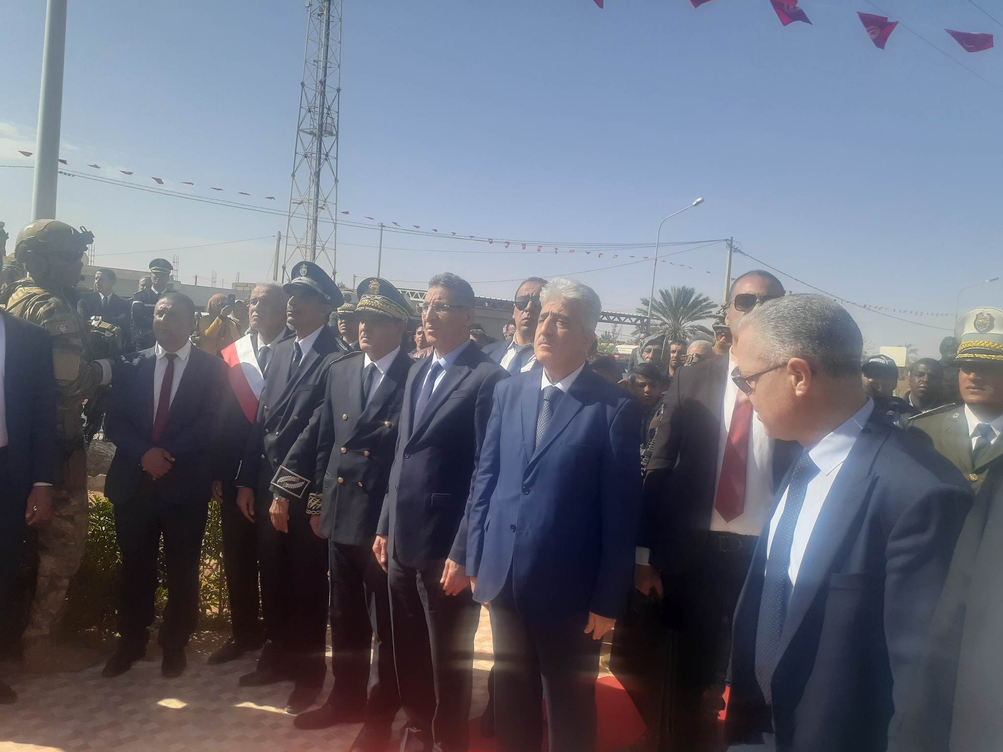 وزير الدفاع خلال إشرافه على الاحتفال بذكرى ملحة بن قردان..الملحمة نقطة تحول في محاربة الارهاب ..وجنبنا المنطقة بأسرها خطرا داهما 