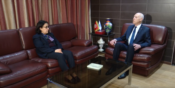     فيديو/   سعيد خلال زيارة المؤسسة التونسية للأنشطة البترولية : نعمل على تطهير البلاد من كل من أفسد .. 