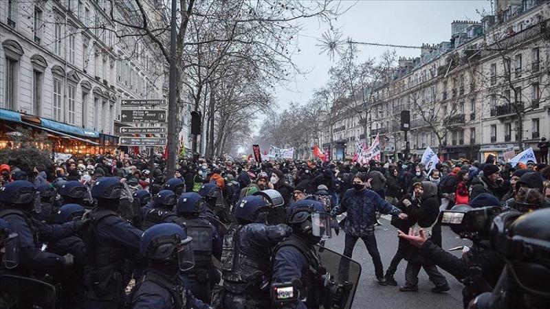 فرنسا.. النقابات العمالية تستعد للمزيد من الإضرابات