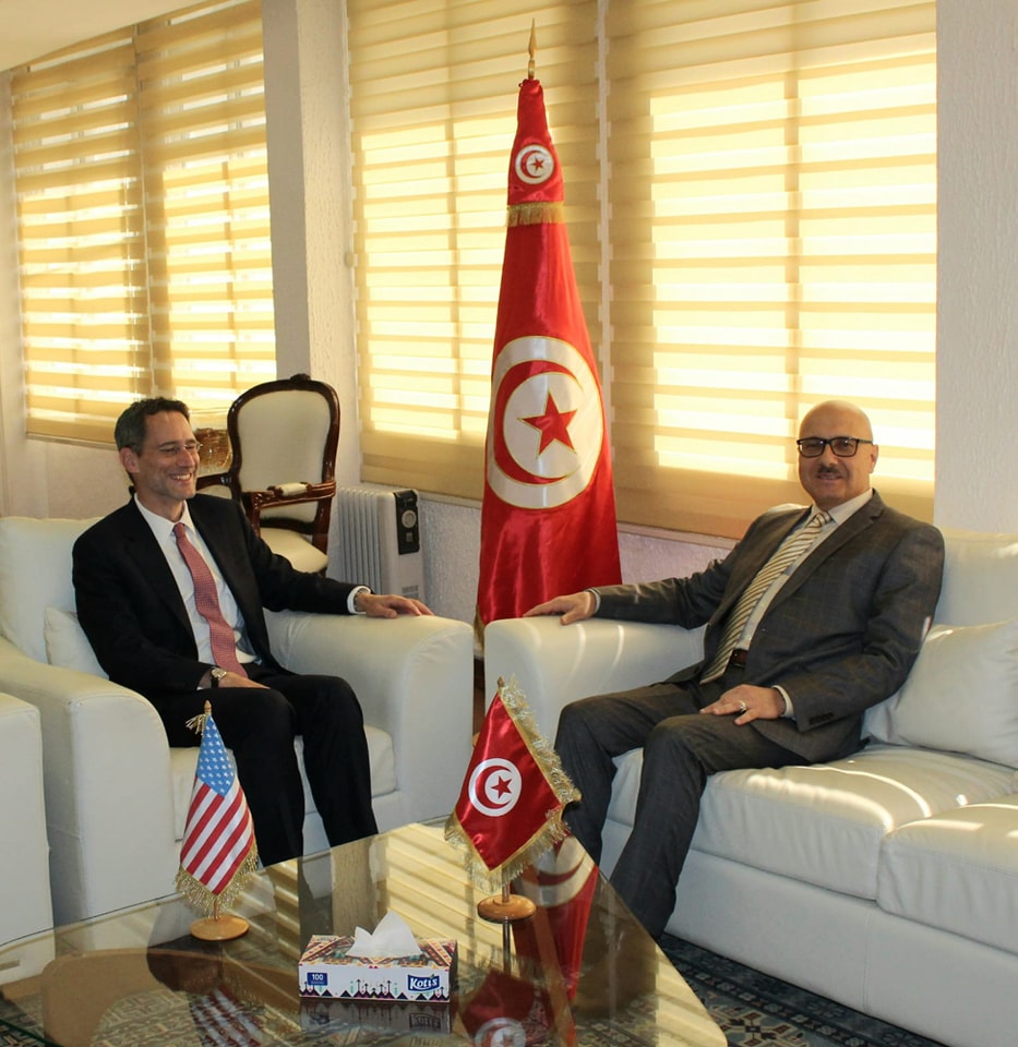  وزير الفلاحة يلتقي سفير الولايات المتّحدة الأمريكيّة بتونس