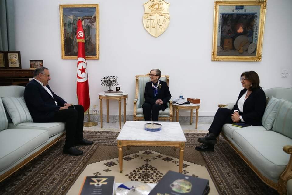 رئيسة الحكومة تستقبل مؤسس شركة فيرميق  وصاحب مؤسسة تونس للتنمية