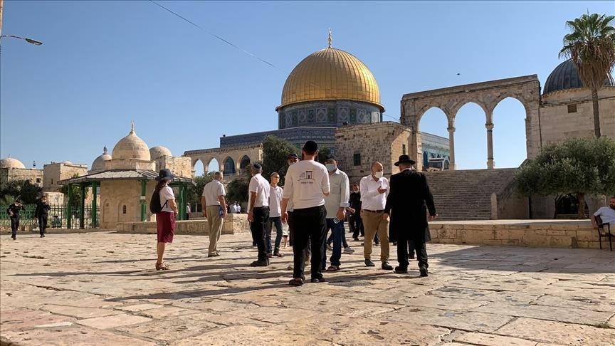 الرئاسة الفلسطينية تحذر إسرائيل من التصعيد في المسجد الأقصى