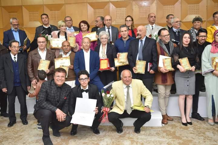  في احتفالية "لمة الأحباب "..بنزرت تحتفي بمبدعيها  و3 مراسلين من " دار الصباح" على منصة التتويج