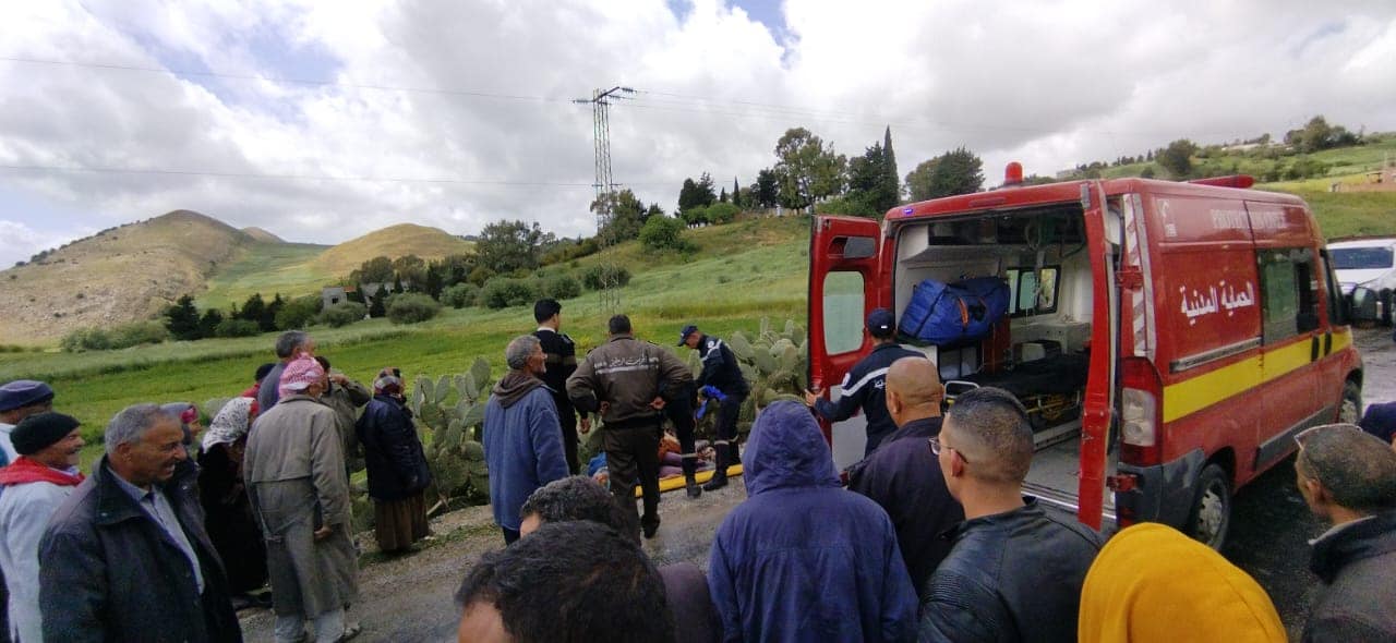 جومين..إصابة خطيرة لراعية و نفوق اغنامها اثر حادث مرور