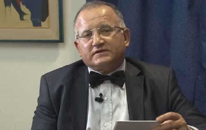 حكاياتهم  ..  فتحي التريكي ..!