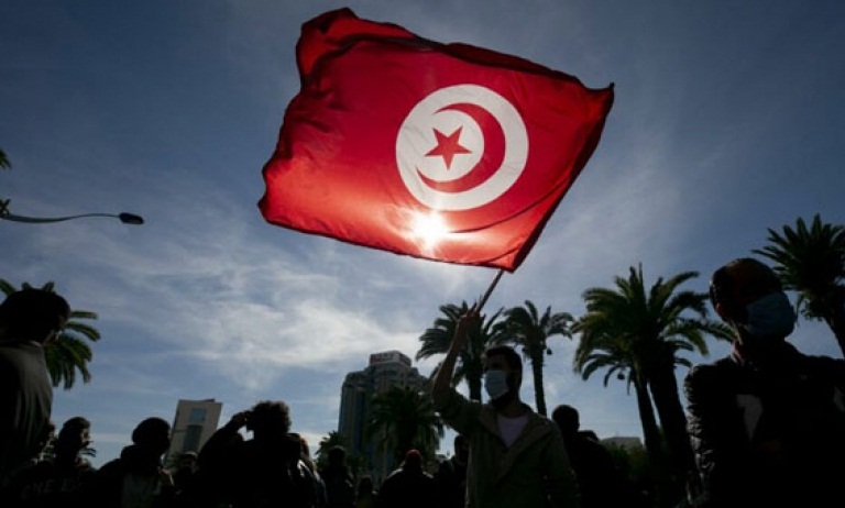  رغم رفضه التحزب والأحزاب .. هل يتم تكوين "جسم سياسي" يلم شمل أنصار الرئيس؟