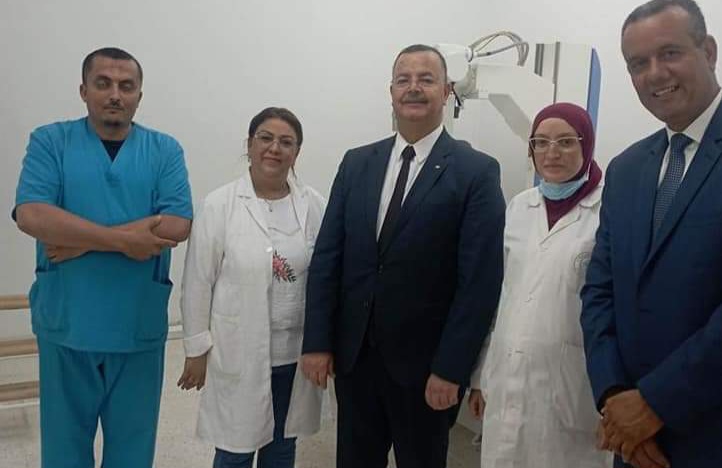 وزير الصحة في زيارة الى مستشفى جمال