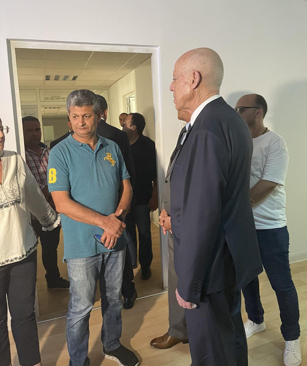 قيس سعيد يؤكد لأبناء المؤسسة: لامجال للتفريط في "دار الصباح "