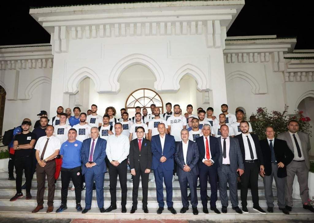 المنتخب التونسي يحظى باستقبال مميز في الجزائر 