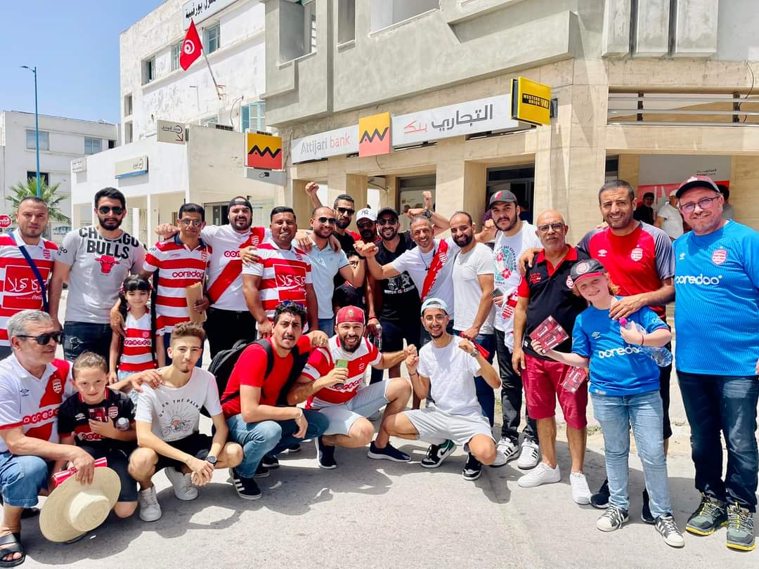 احباء النادي الإفريقي ببنزرت يضخون 38 الف دينار في حساب النادي 