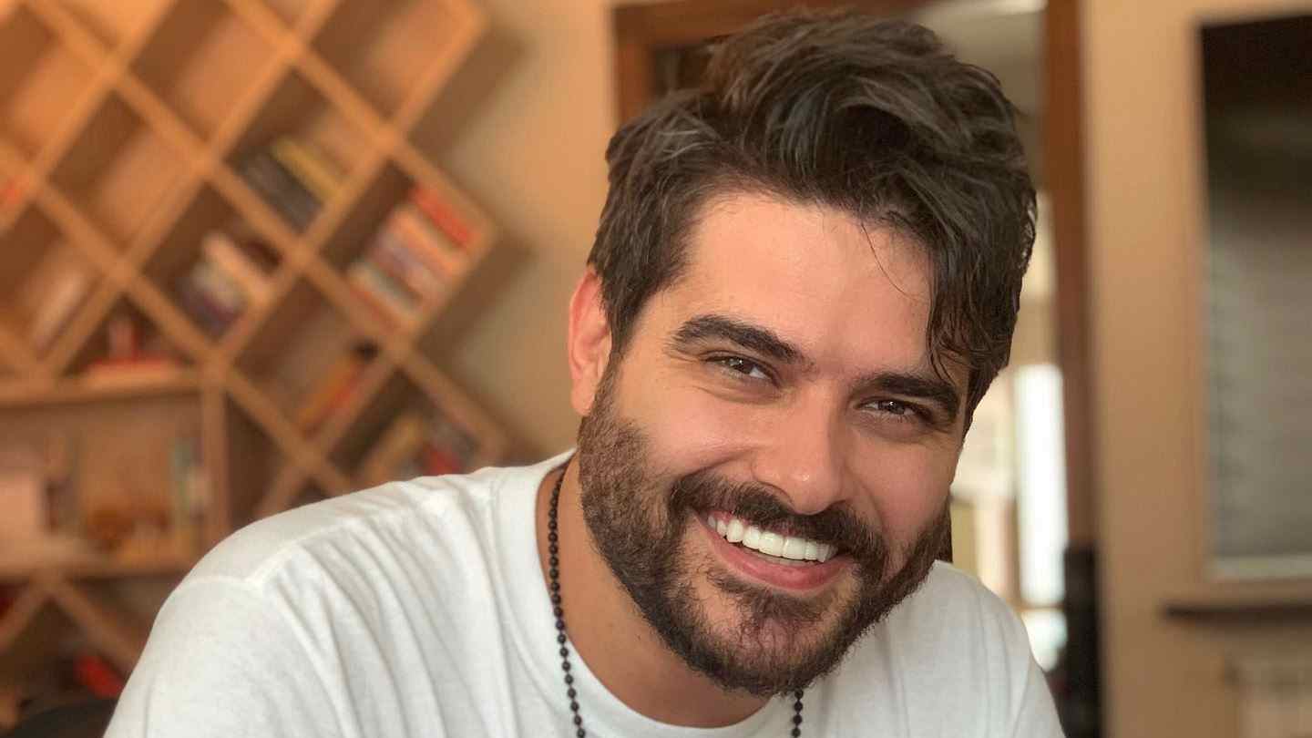 ليلة 29 جويلية على ركح مسرح قرطاج الأثري..   ما سر  قوة حضور وشعبية النجم السوري ناصيف زيتون؟