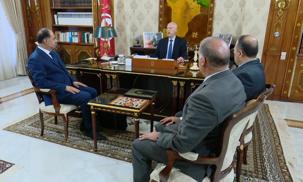 ماذا في لقاء سعيد بوزير الداخلية وأمر الحرس الوطني والمدير العام للامن؟
