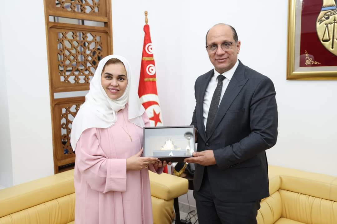 التعاون التونسي الإماراتي محور لقاء وزير الشؤون الاجتماعية بسفيرة دولة الإمارات العربية المتحدة بتونس
