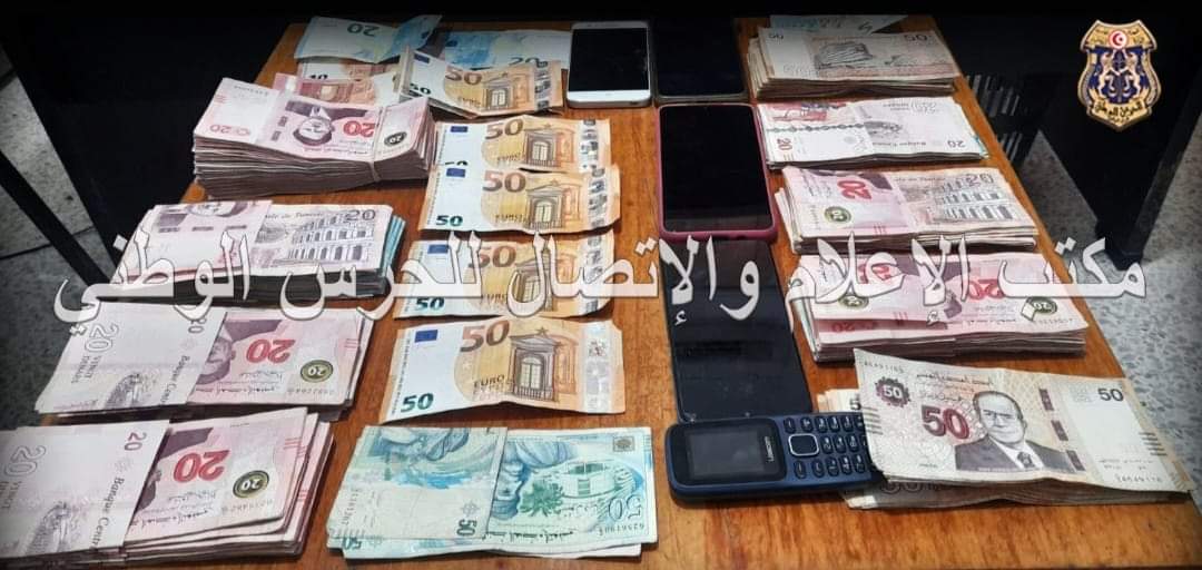 بين القصرين وسيدي بوزيد .. تفكيك شبكة مختصة في تهريب الأفارقة إلى صفاقس 