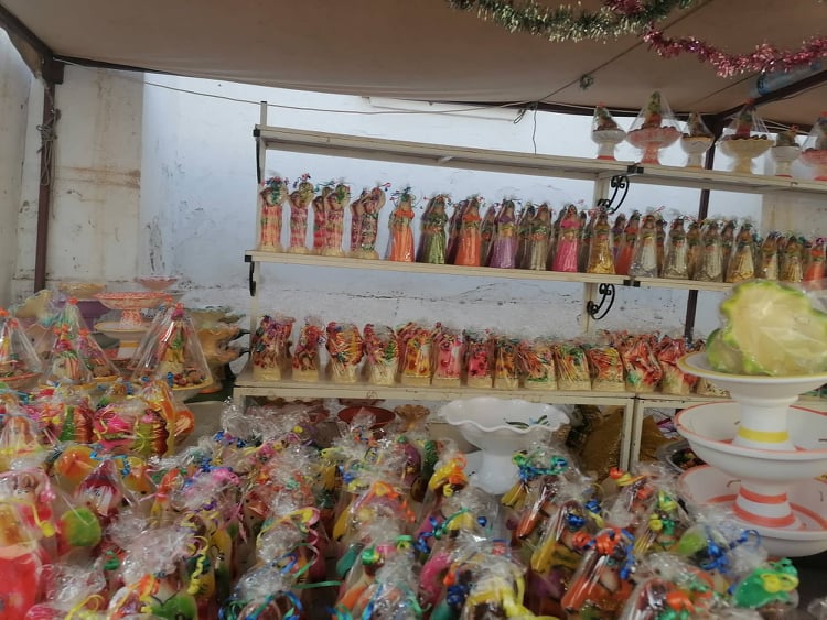 الكسكسي بالحلوى و"الفاكية" وعرائس السكر لاحتفالات العائلة النابلية برأس السنة الهجرية