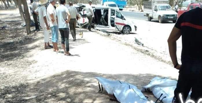 المطوية.. حادث مرور يسفر عن وفاة شخصين وجرح 6 آخرين