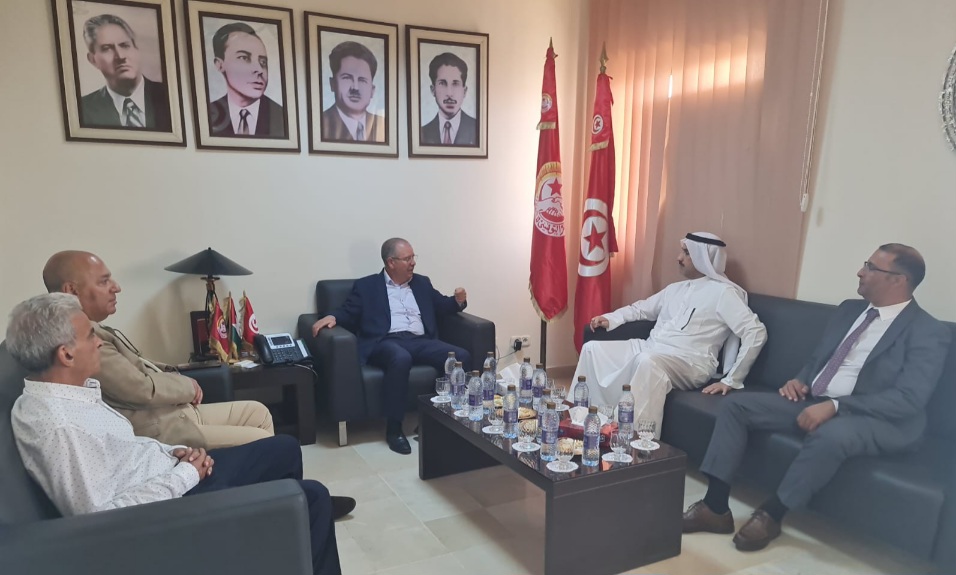 خلال لقائه الطبوبي.. م. ع. منظمة العمل العربية يؤكد أهمية الحوار الاجتماعي لمواجهة التحديات 