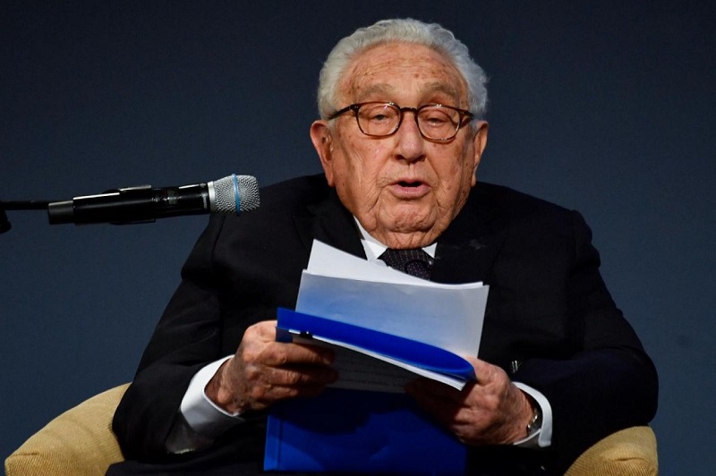 ممنوع من الحياد..      المهمة المستحيلة.. كيسنجر وترويض الصين