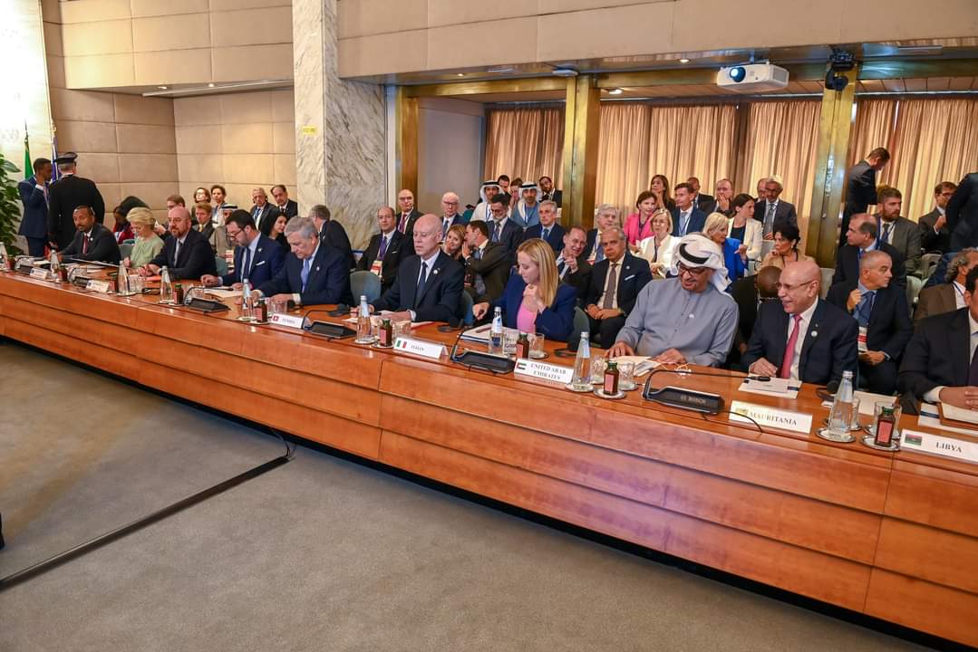 مؤتمر  التنمية والهجرة بروما: تونس تتفق مع بقية الدول المشاركة على الالتزام بتضييق الخناق على مهربي البشر...