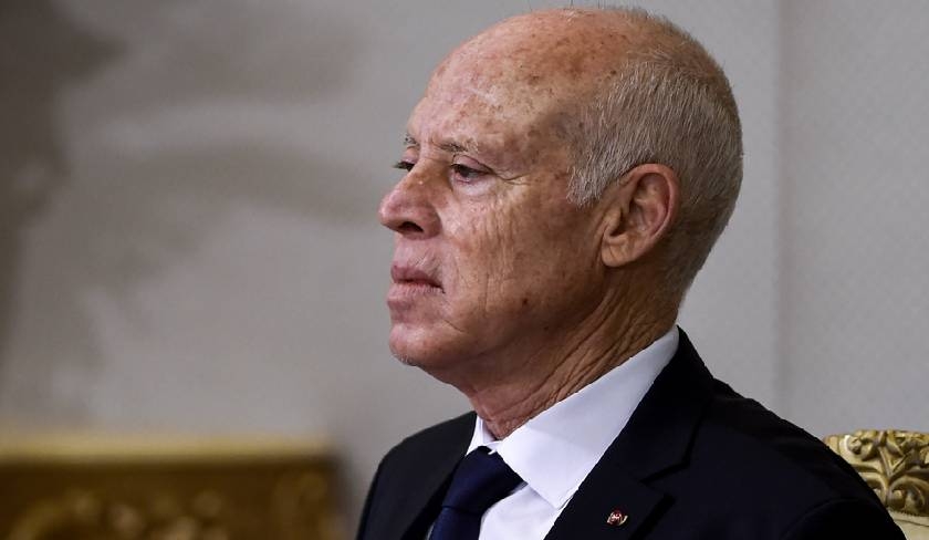 رئيس الدولة يتحول الى مدينة طبرقة لمتابعة الوضع في الجهة بعد نشوب الحرائق مجددا بعدد من مناطقها 