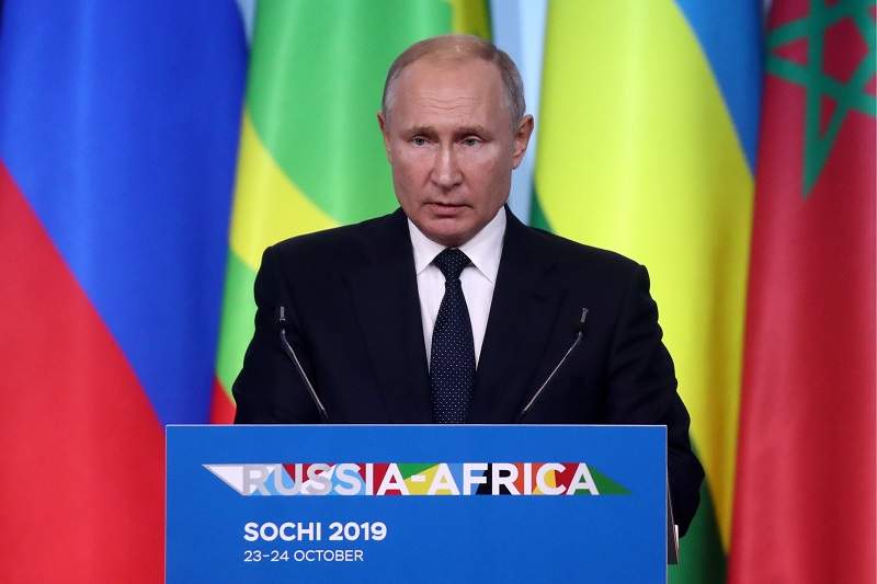   بوتين للمشاركين  في "المنتدى الاقتصادي روسيا-أفريقيا":  ألغينا "صفقة الحبوب" لأنها  لا تحقق هدفها الإنساني   