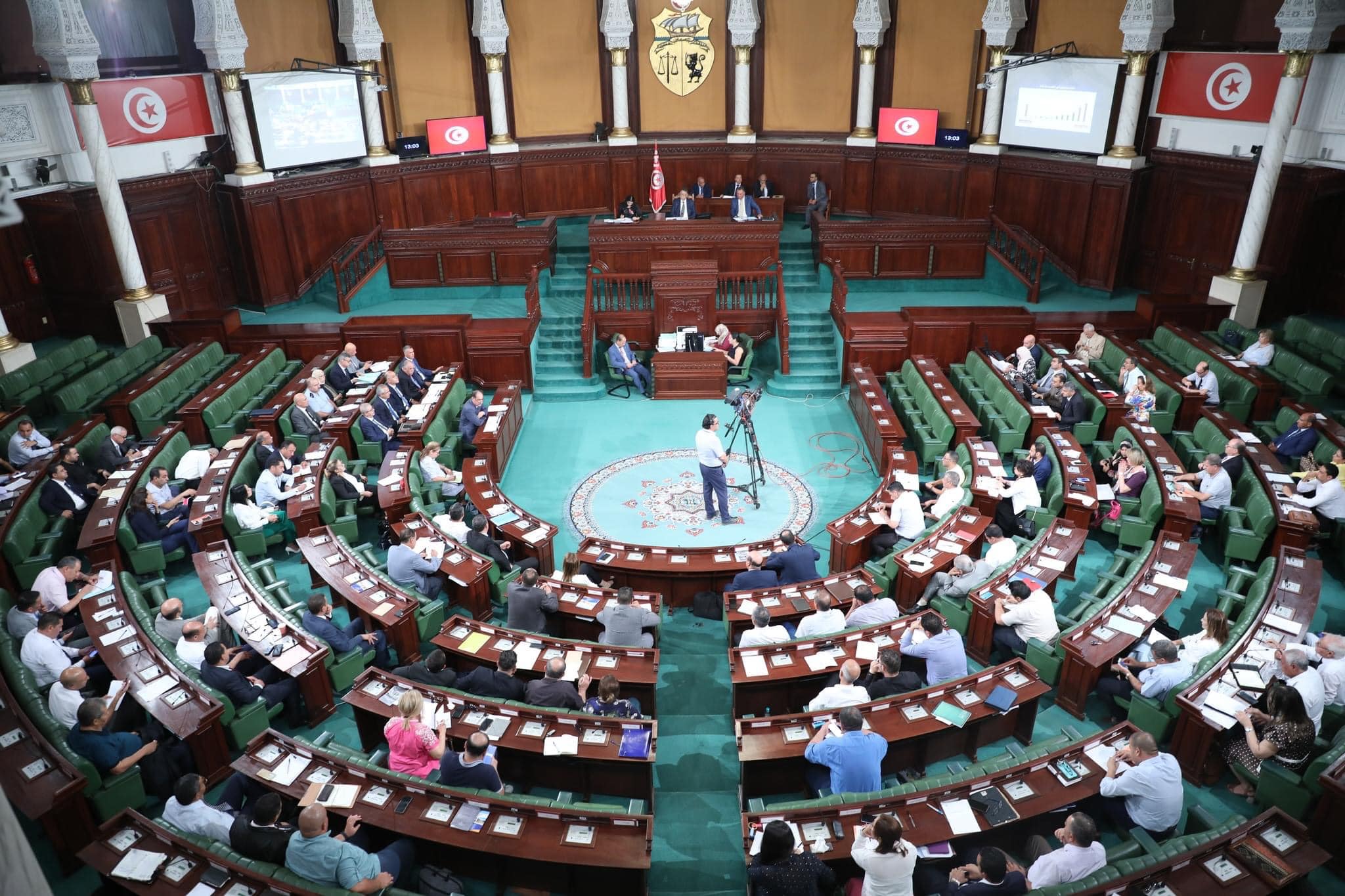 البرلمان.. التصويت على تنقيح مرسوم تنظيم القضاء العسكري وضبط النظام الأساسي للقضاة العسكريين
