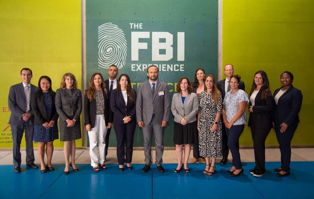 بن ناجي يبحث في لقاء مع وفد مكتب التحقيقات الفدرالي الامريكي السلامة السيبرنية والجرائم الإلكترونية