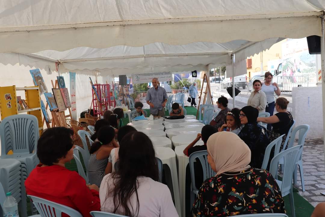 أنشطة متنوعة في فضاءات غير تقليدية..   افتتاح المهرجان الوطني لمصيف الكتاب ببنزرت