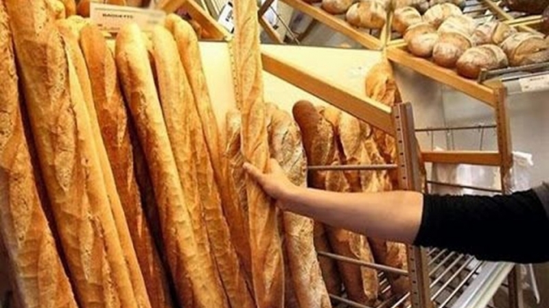 رئيس مجمع المخابز العصرية يتعهد ببيع "الباقات" بـ150 ملّيما.. لكن بشرط
