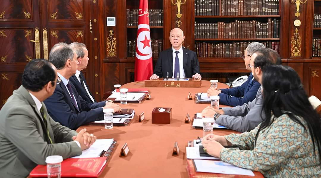 رئيس الجمهورية: من بين أولويات المرحلة إرساء نظام تربوي جديد