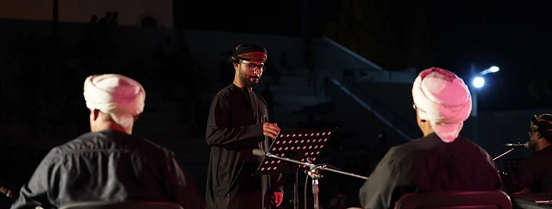 في سهرة فرقة الأنغام العمانية الموسيقية ببنزرت..   الجمهور يتفاعل مع الإيقاع الخليجي وأغاني الهادي الجويني وأحمد حمزة في الموعد
