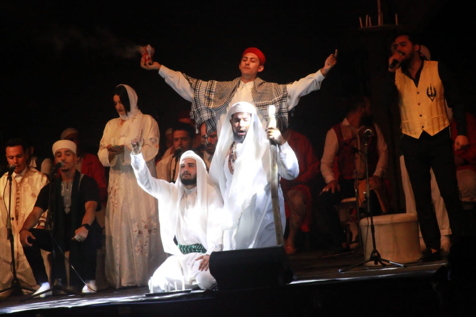 في أولى عروض مهرجان البحر الابيض المتوسط .. حلق الوادي "تتخمر " !