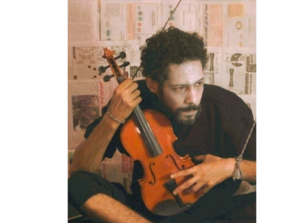 المخرج والمدرب المسرحي محمد بن موسى لـ "الصباح":  هيئات مديرة لمهرجانات محلية لا تزال تتعامل بعقلية "الأصل التجاري"!