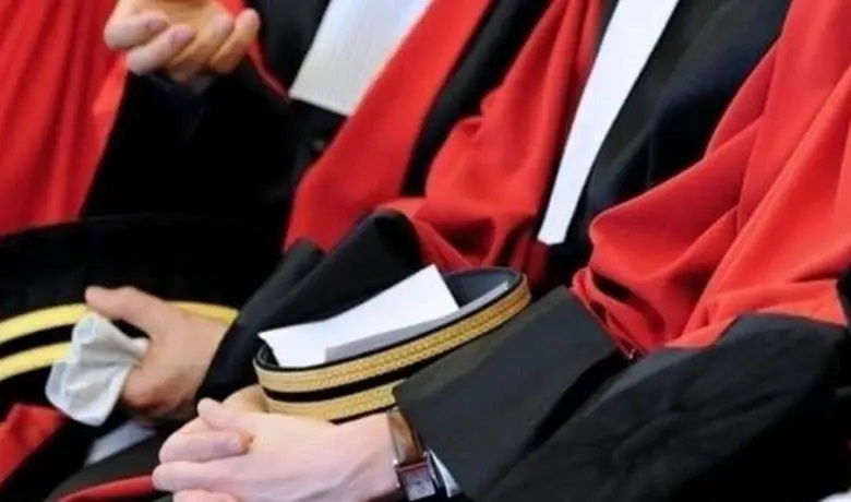    جمعية القضاة تطالب بالتعجيل وتحذرمن  تأخر صدور الحركة القضائية.. هل يعاد سيناريو السنة الماضية؟! 