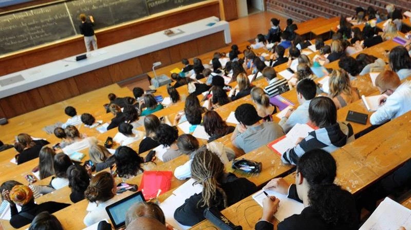 تنطلق الاثنين القادم..  استعدادات للعودة الجامعية.. ودعوات ملحة لمراجعة نظام "إمد"