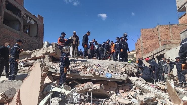  12 مصاب في انفجار بمبنى سكني شرقي الجزائر