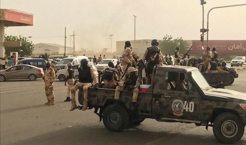 جيش السودان يعلن استعداده لتسليم 230 أسيرا من الدعم السريع...