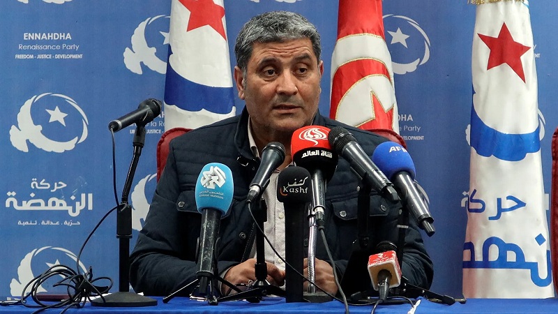 اتهم بالتطبيع مع النظام والانقلاب على الغنوشي:   الونيسي سجين التسريبات.. وهكذا ردّ على منتقديه
