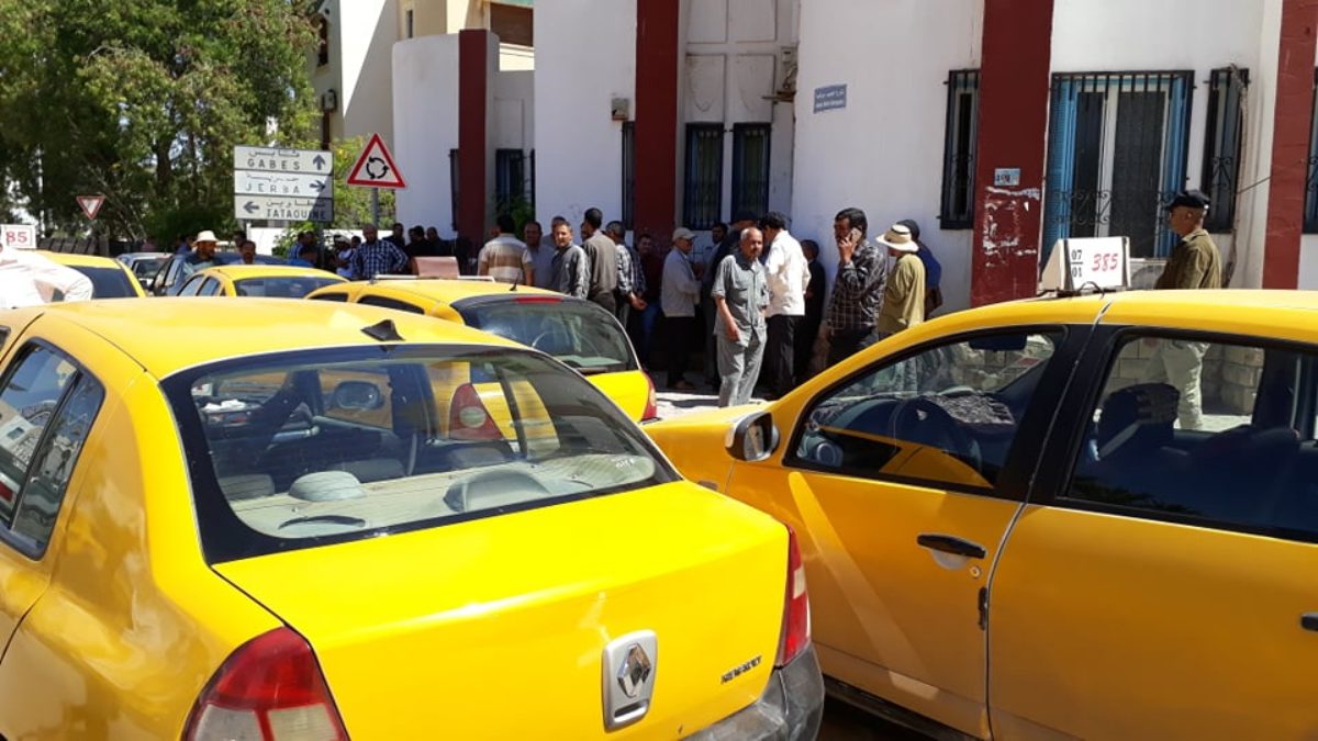 مدنين: تأجيل اٍضراب سيارات التاكسي الفردي