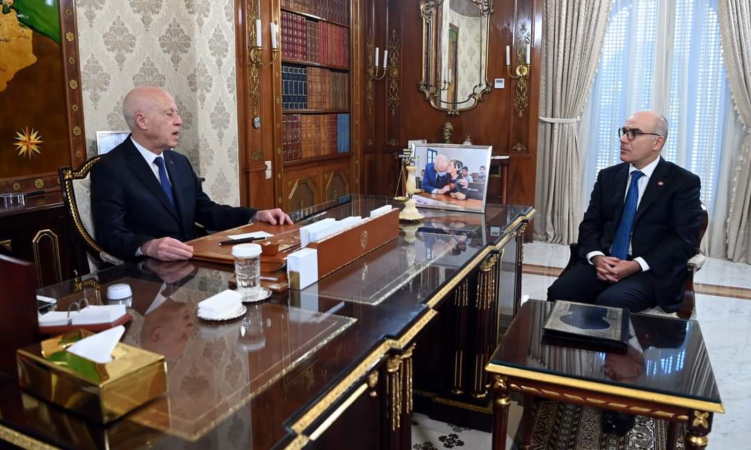 سعيد: يجب أن يعمل كل سفير على تمثيل تونس أحسن تمثيل ويستحضر أنه يمثل دولة مستقلة داخلها ملك للشعب وحده