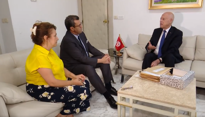 بالفيديو.. رئيس الجمهورية في البنك الوطني الفلاحي