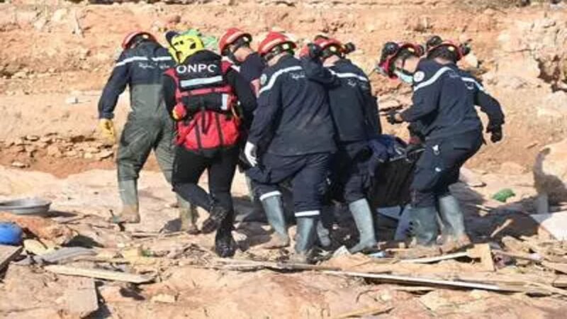 انتشال 23 جثة واسعاف 100 شخص في ليبيا من قبل الفريق التونسي للاغاثة