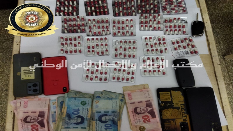   قليبية.. الاطاحة بعصابة من أجل استهلاك وترويج "الزطلة"