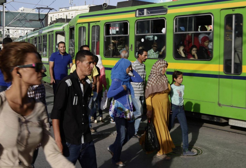 بعد يومين من العودة المدرسية..  عودة هادئة عكرت صفوها أزمة النقل المدرسي