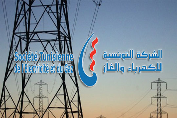 انقطاع التيار الكهربائي شمل كافة البلاد:  تونس تغرق في "الظلام".. الأسباب والمسؤوليات؟