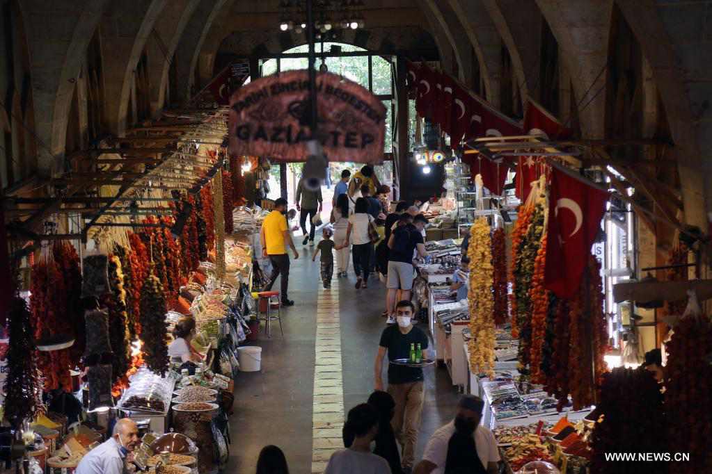  من نهر الفرات والمتاحف الى قلعة الروم والأسواق..   "الصباح" في جولة بين معالم غازي عنتاب التركية