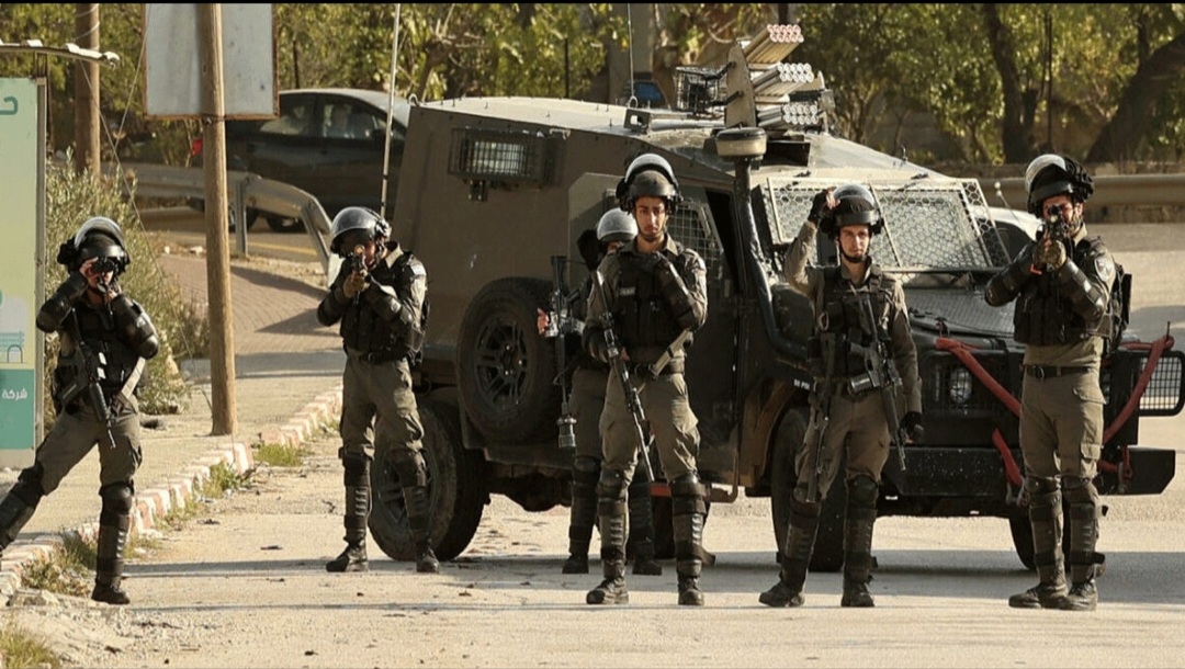 حملة اعتقالات للجيش الإسرائيلي طالت 15 فلسطينيا في الضفة الغربية